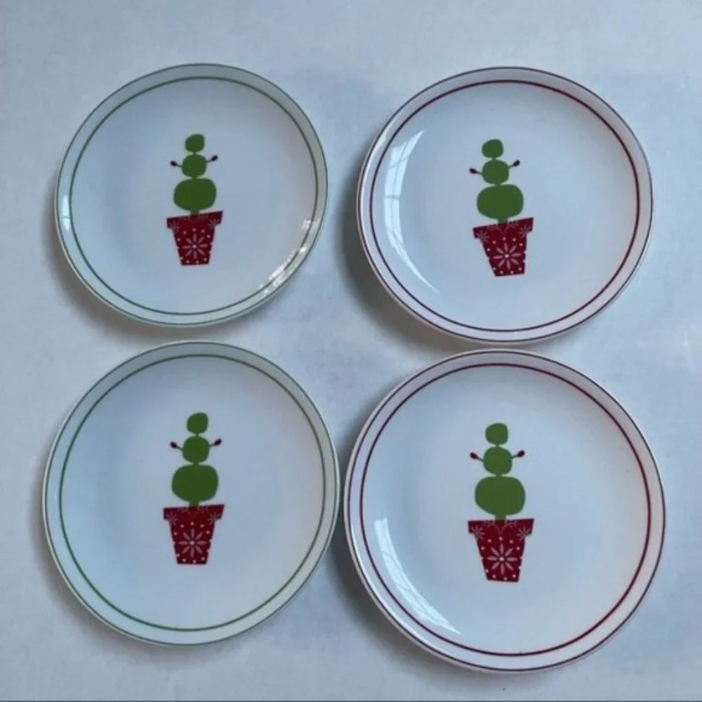 Starbucks COffee Holiday Plate Set of 4 Christmas 2006 Microwave Dishwasher Safe